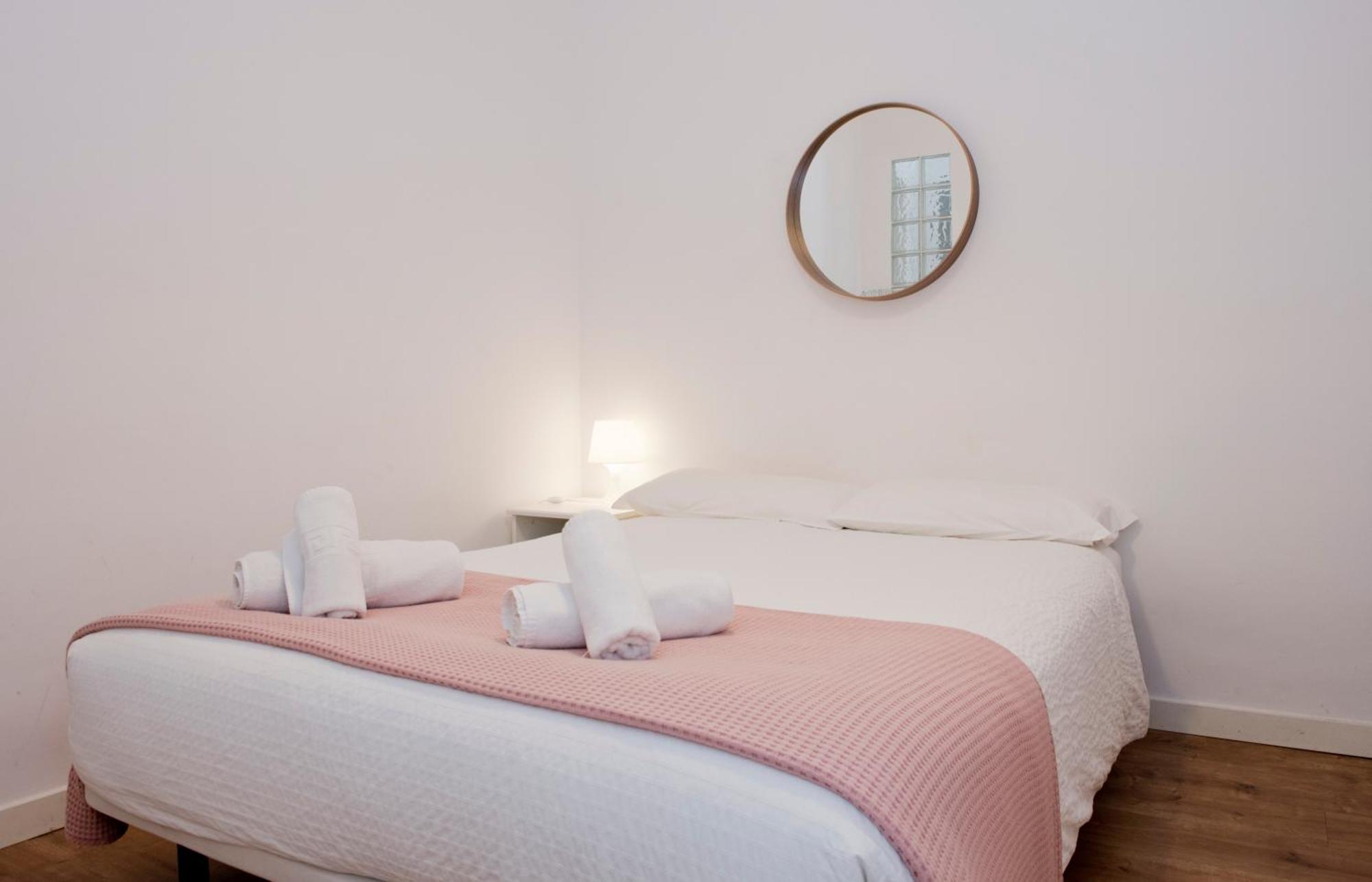 ברצלונה Apartamento Gaudi-Sant Pau מראה חיצוני תמונה