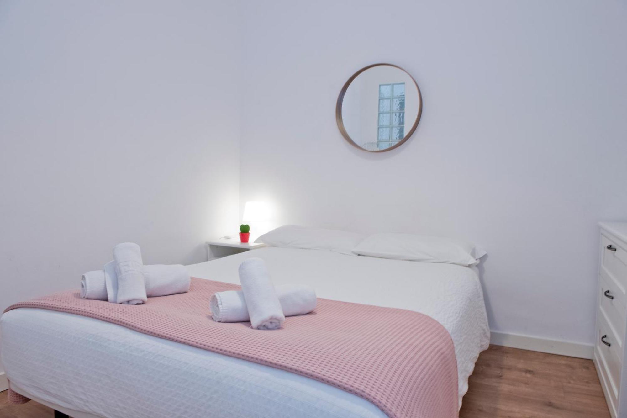 ברצלונה Apartamento Gaudi-Sant Pau מראה חיצוני תמונה